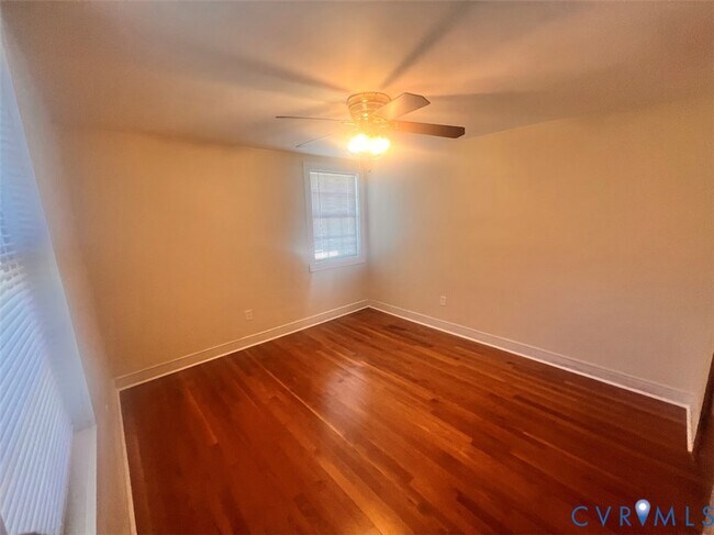 Foto del edificio - 348 Jefferson Ave
