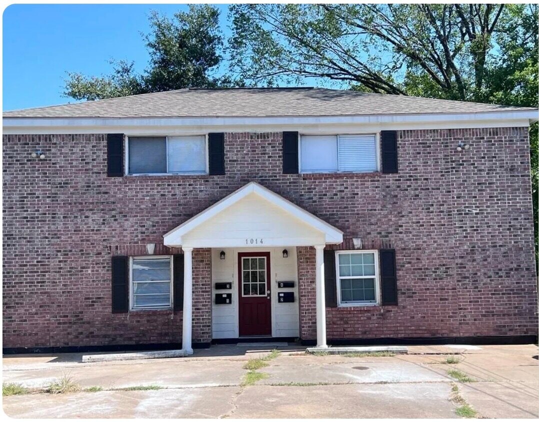 Foto principal - 1014 E 23rd St