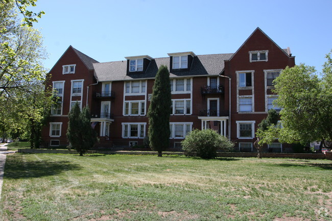 Building Photo - Park Avenue Apartments