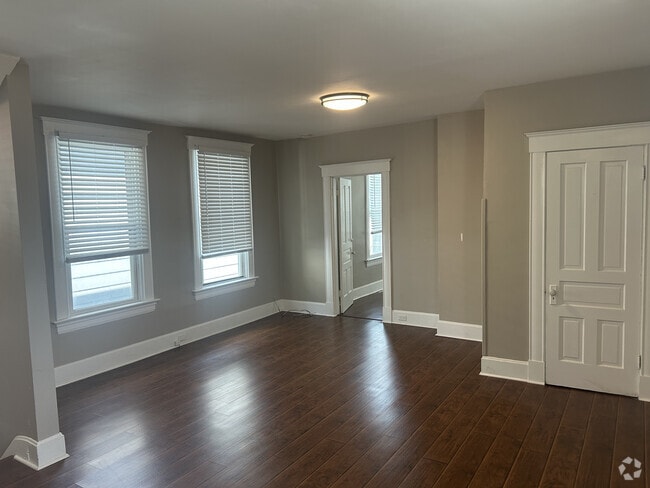 Building Photo - 4130 colerain ave