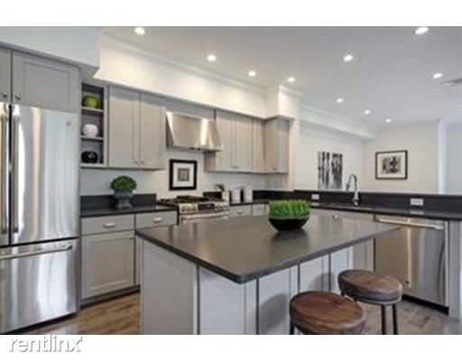 Primary Photo - 4 br, 2.5 bath Townhome - 12 Ackers Ave