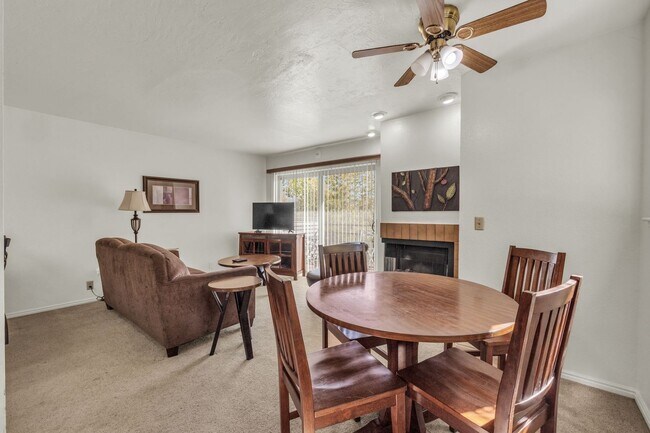 Building Photo - Circle J at Jeremy Ranch - Multiple Townho...