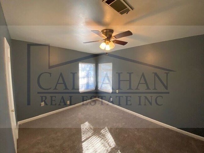 Building Photo - Updated 2 Bedroom Home in NLR