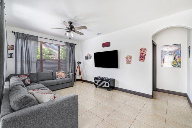 Foto del edificio - 16082 SW 68th Ter