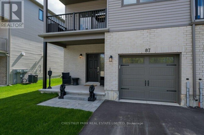 Photo du bâtiment - 87 Buchanan Ave