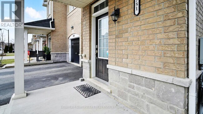 Photo du bâtiment - 751 Agnew Cres