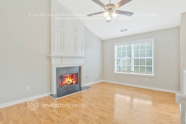 Foto del edificio - 390 Bass Way NW