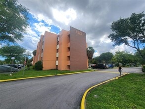 Building Photo - 9420 W Flagler St