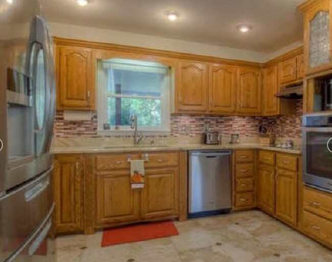 Foto del edificio - 13390 Morganton Hwy