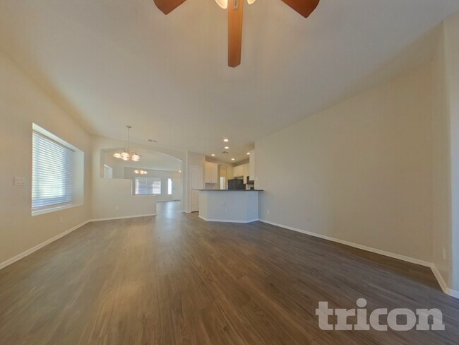 Building Photo - 11638 W Jackson St