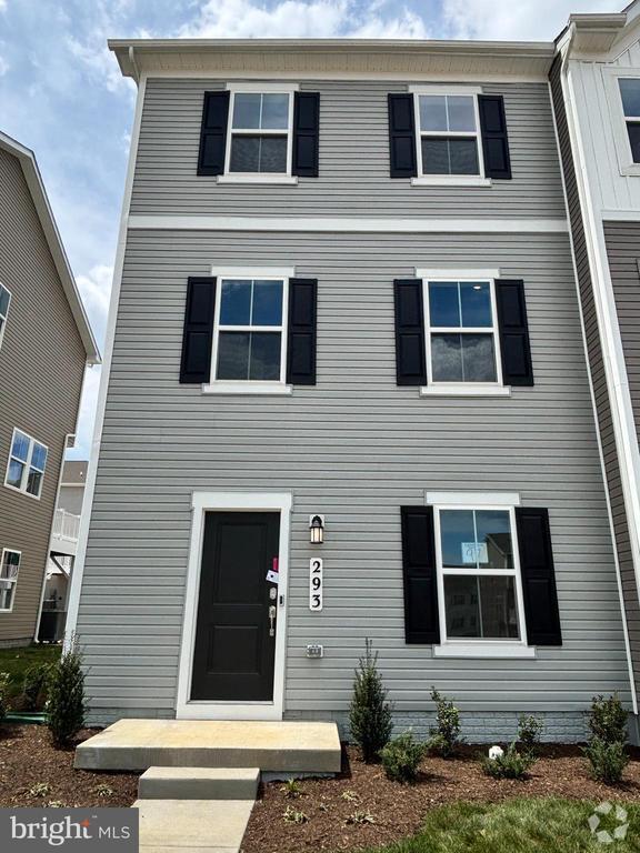 Building Photo - 293 Mineral Springs Rd