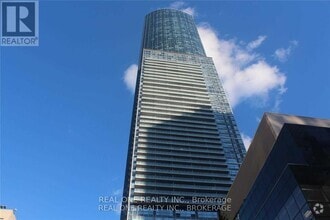 Building Photo - 386-4386 Yonge St