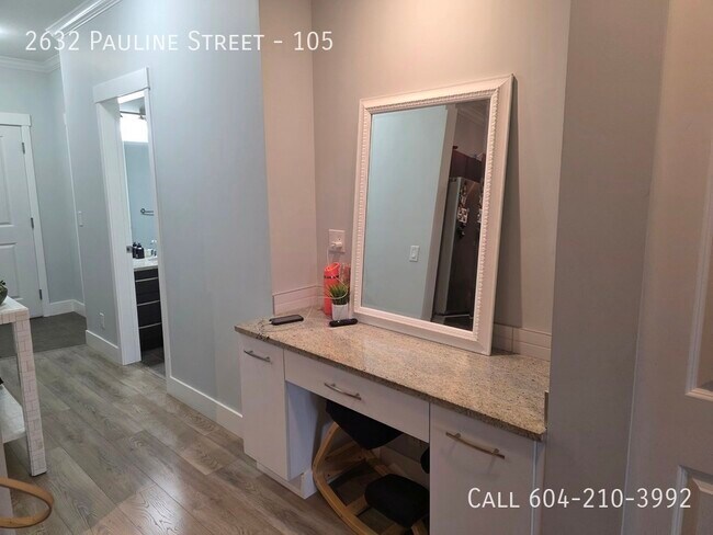 Photo du bâtiment - Ground Floor Unit at Yale Crossing