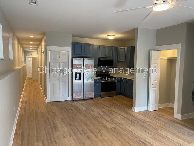 Foto del edificio - 7012 S Dorchester Ave