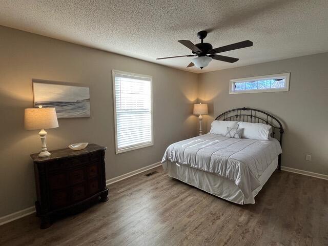 Foto del edificio - 70 Townhouse Ct