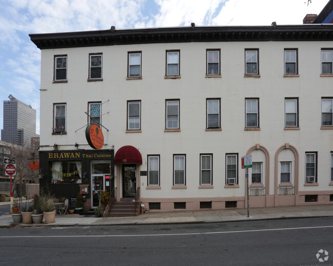 125 - 131 S 23rd St - 125-131 S 23rd St