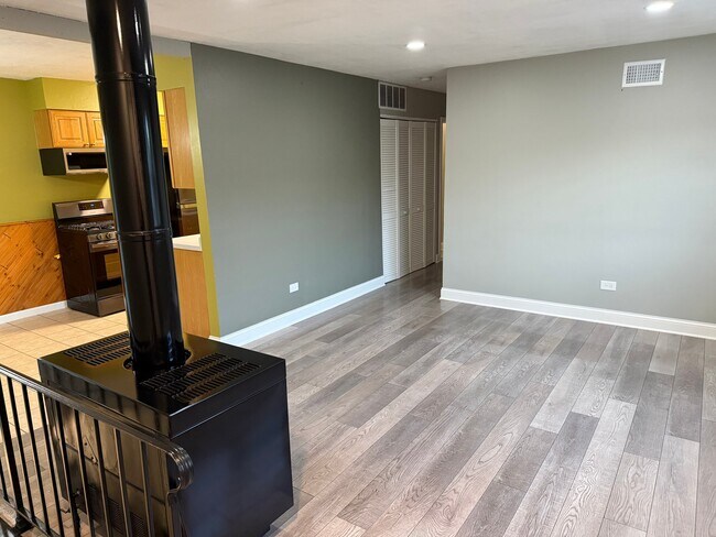 Foto del edificio - 1314 Ely Ct