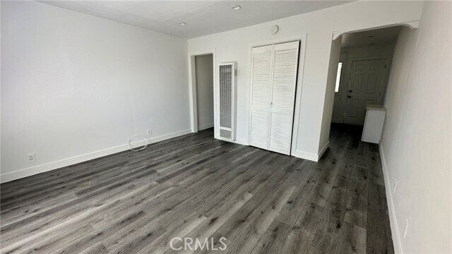 Building Photo - 1740 N Hollywood Way