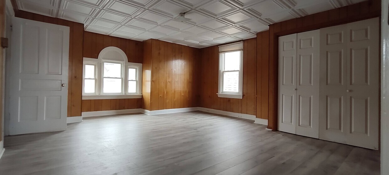 Building Photo - 20 N 4th St