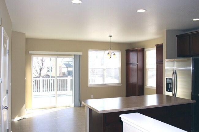 Building Photo - 609 Botley Dr