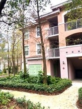 Building Photo - 6584 W Sample Rd