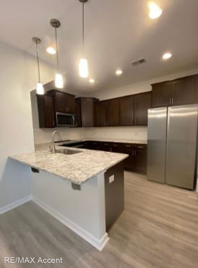 Building Photo - 3 br, 3 bath House - 139 Danbury Court