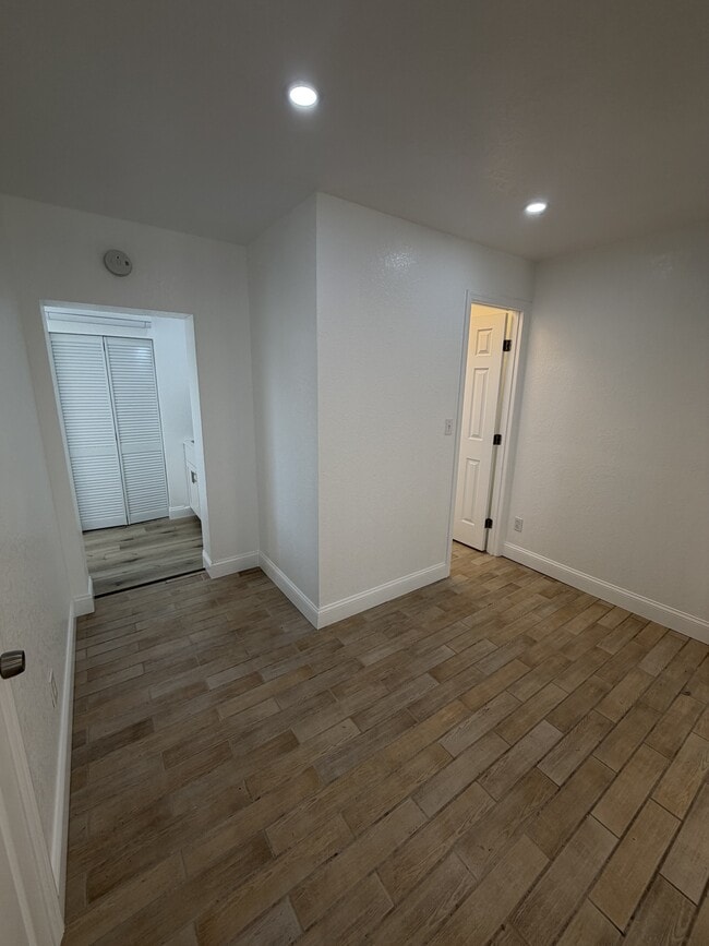 Building Photo - 1 Bed/1 Bath