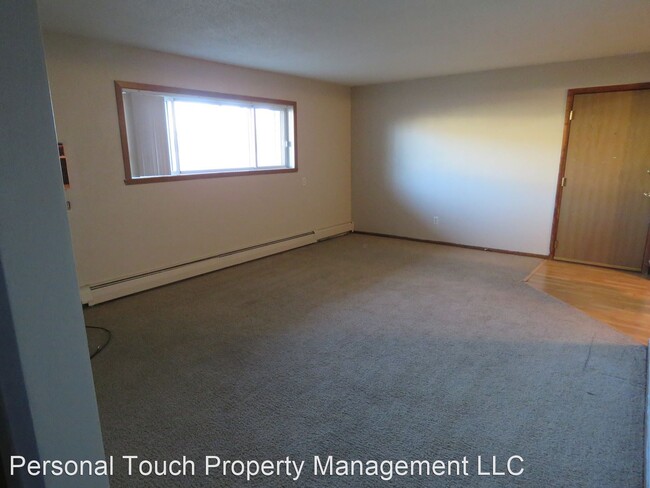 Building Photo - 2609 Brookdale Rd