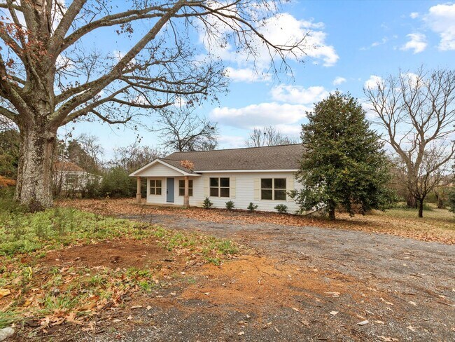 Foto del edificio - Enjoy privacy and seclusion while still being in Athens City!