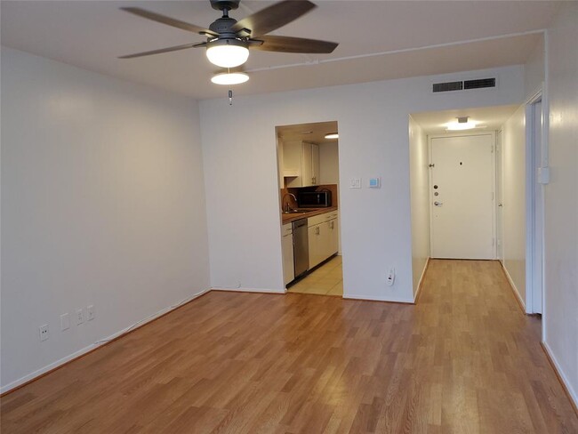 Building Photo - 1800 Lavaca St