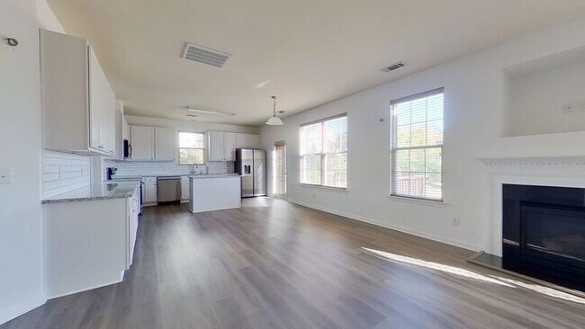 Building Photo - 1530 Big Leaf Dr
