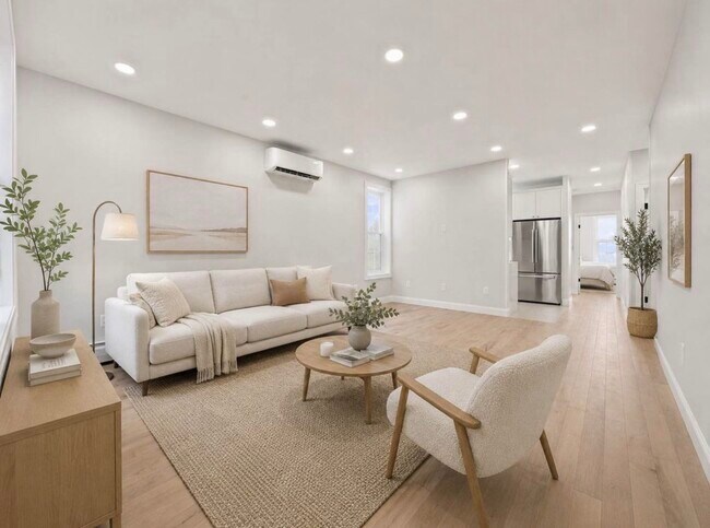 Building Photo - 2441 43rd St