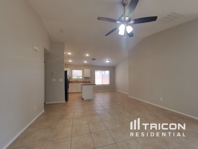 Building Photo - 42551 W Sunland Dr