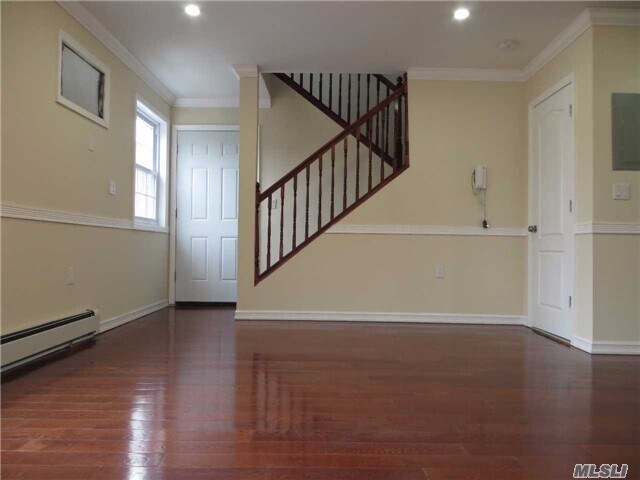 Foto del edificio - 782 E 178th St