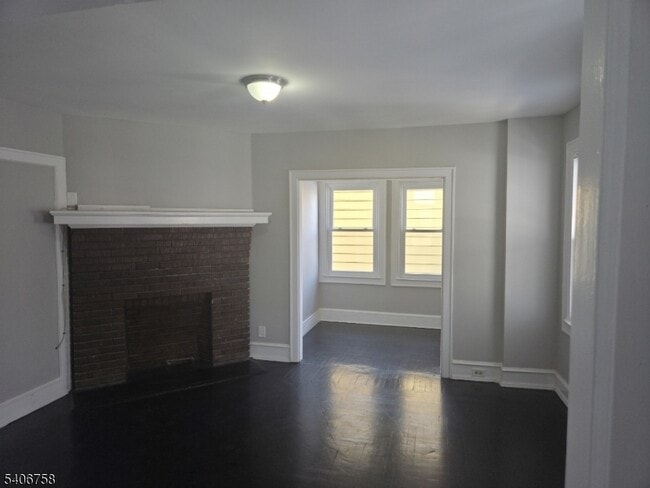 Building Photo - 54 Arsdale Terrace