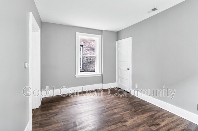 Foto del edificio - 1073 Grant St