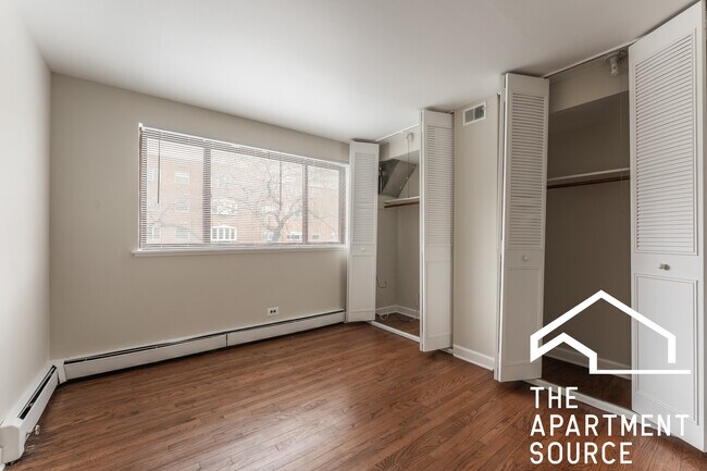 Foto del edificio - 5917 N Kenmore Ave