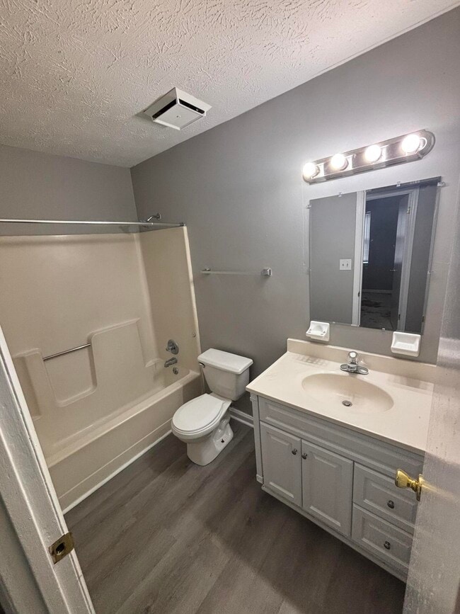 Building Photo - 728 Gatehouse Pl