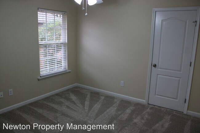 Building Photo - 4 br, 2 bath House - 127 Autumn Haven Lane