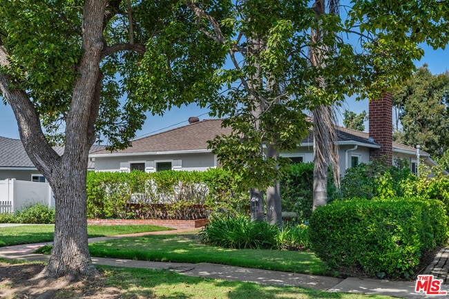 Building Photo - 769 Wildomar St