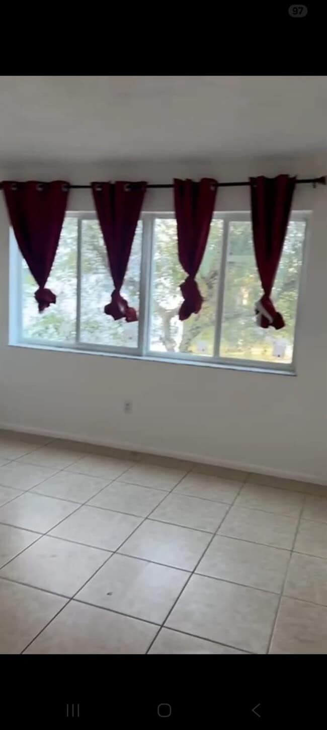 Building Photo - 14830 Naranja Lakes Blvd