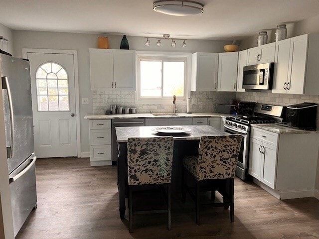 Foto principal - 55 Fox Hill Rd