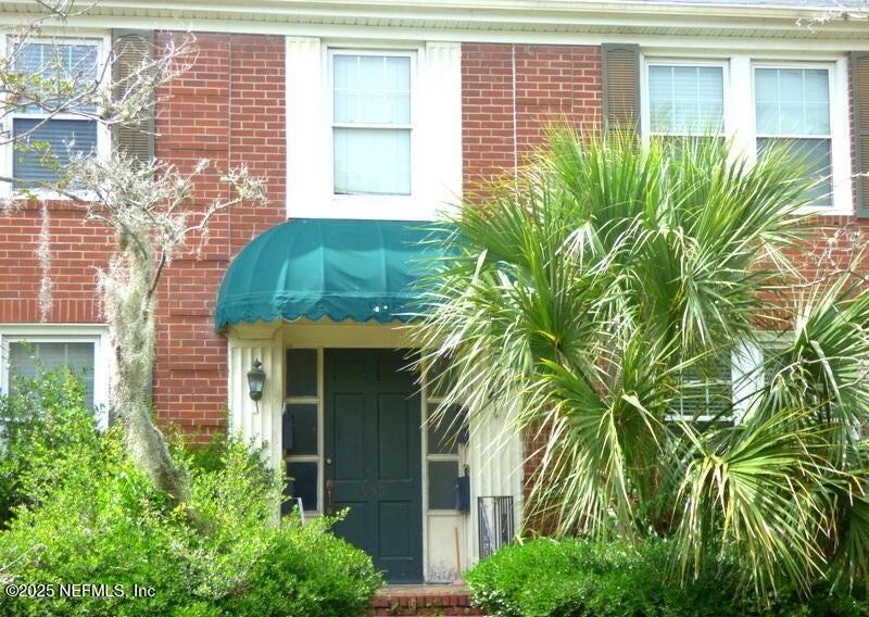 Primary Photo - 935 Landon Ave