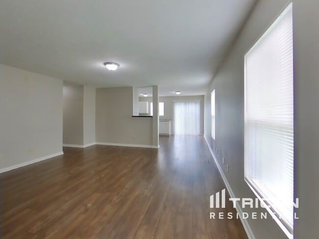 Building Photo - 6409 Alonzo Dr