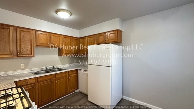 Building Photo - 909 Vincent Ct