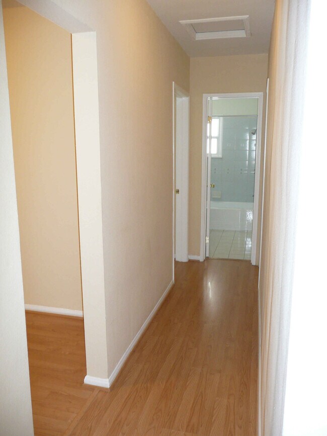 Hallway - 22131 Viscanio Rd