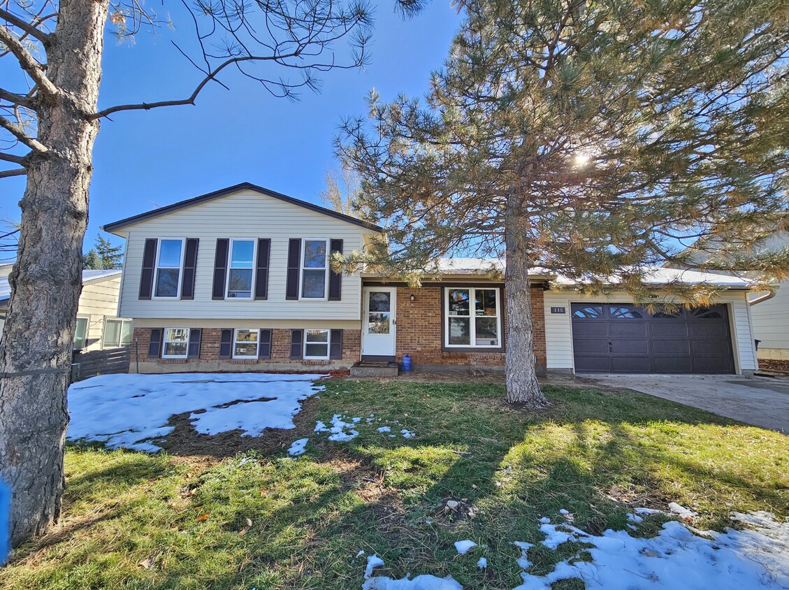 Primary Photo - 110 Lucerne Dr