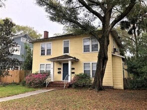 Building Photo - 1113 S Park Ave