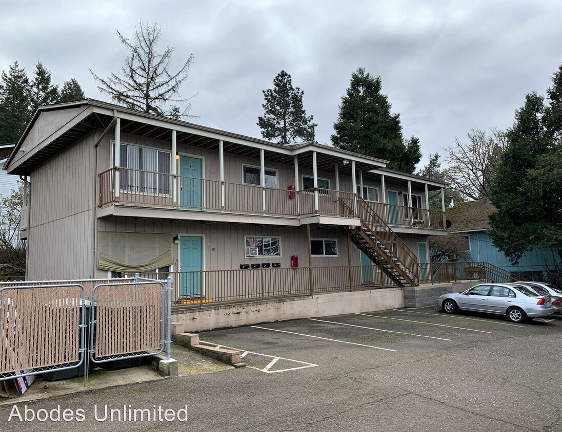 567569 NE Casper St, Roseburg, OR 97470 Room for Rent in Roseburg