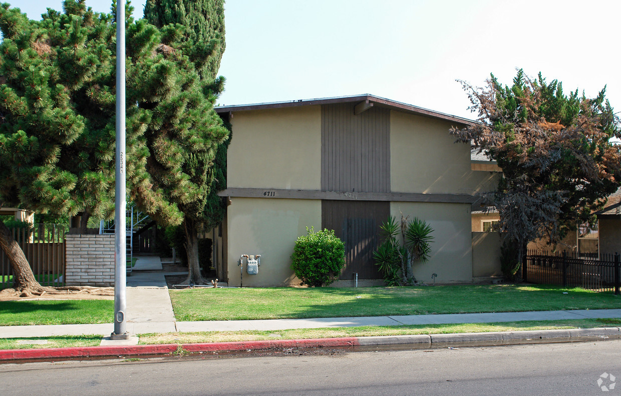 Foto principal - 4711 E Mckinley Ave